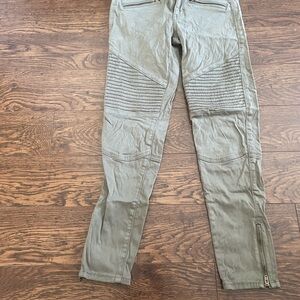 American Eagle Olive Cargo high rise jegging Pants